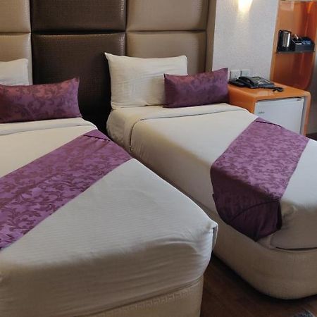 Hotel Ritu Ivy à Calcutta Extérieur photo